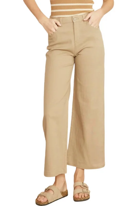 News Now Pants In Khaki